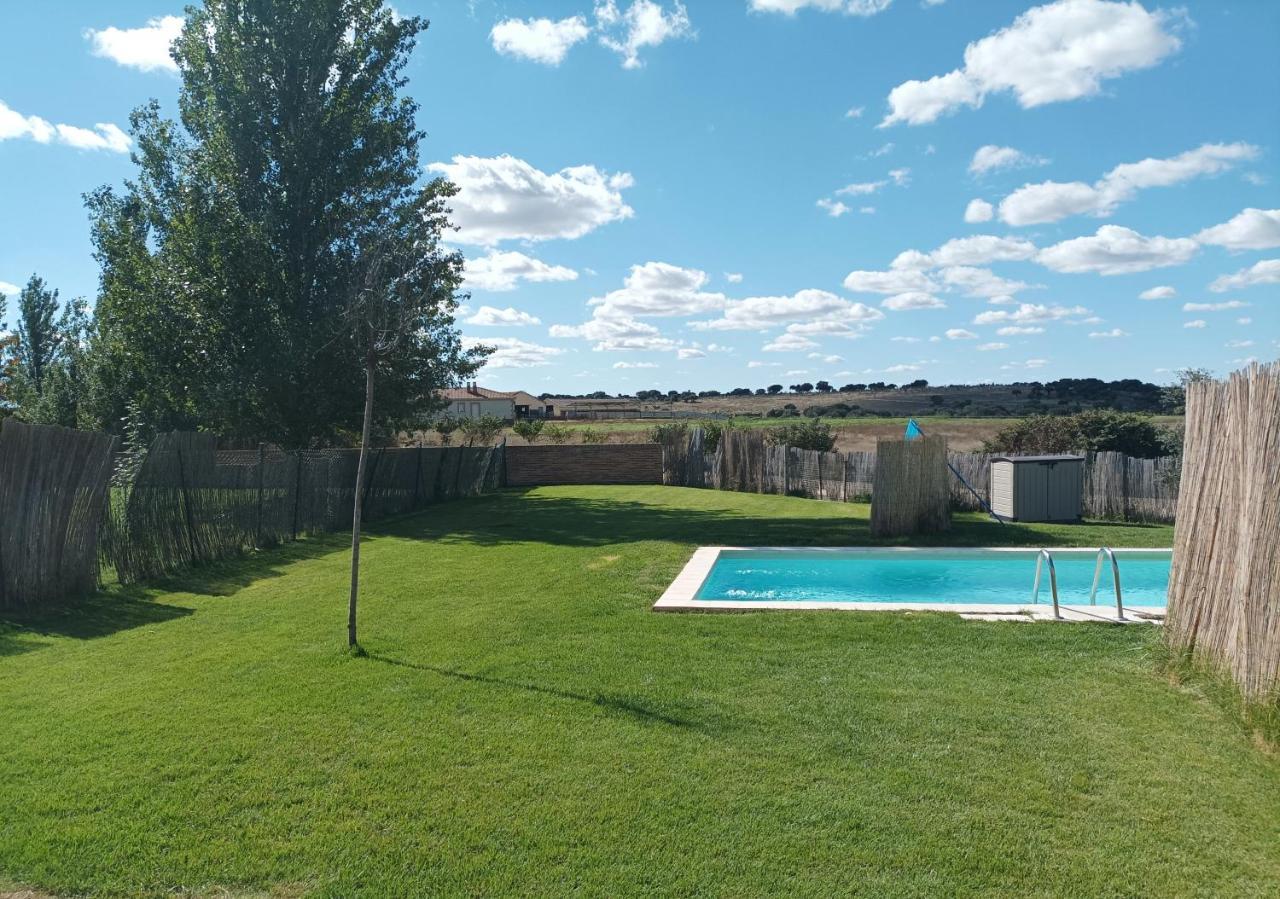 Casas Olmo Y Fresno Jardin Y Piscina A 17 Kilometros De Саламанка Экстерьер фото