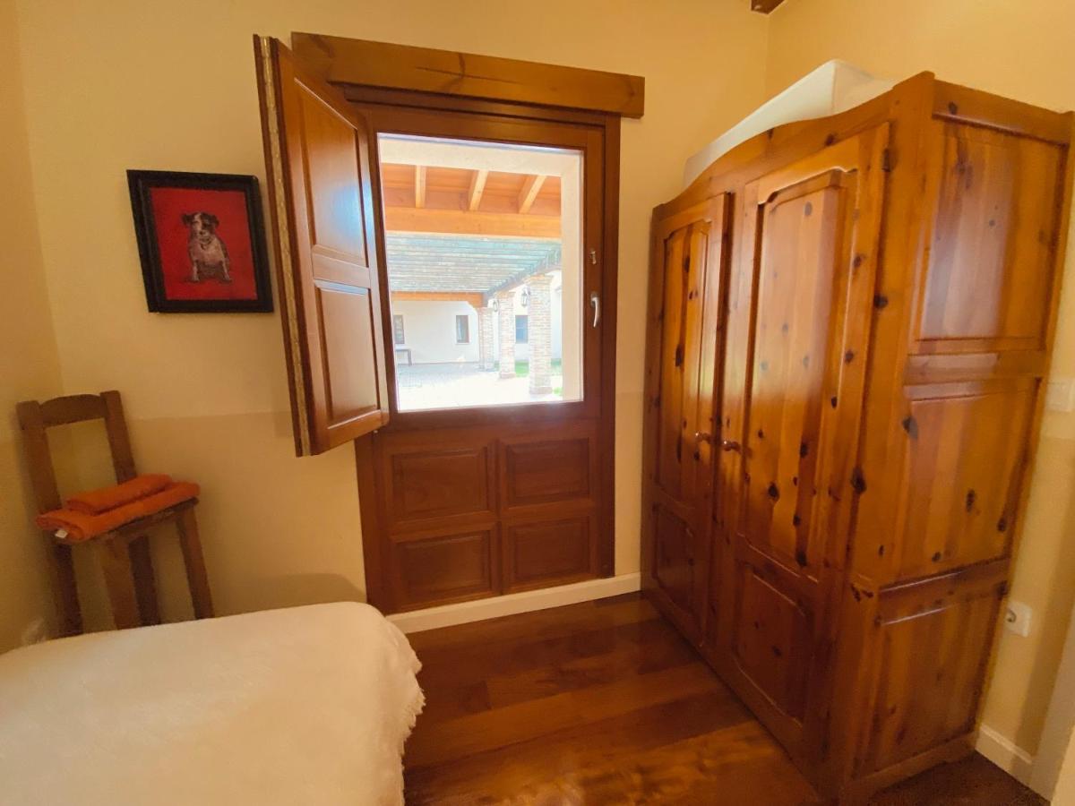 Casas Olmo Y Fresno Jardin Y Piscina A 17 Kilometros De Саламанка Экстерьер фото