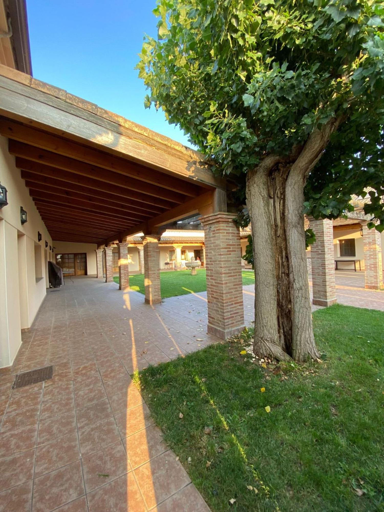 Casas Olmo Y Fresno Jardin Y Piscina A 17 Kilometros De Саламанка Экстерьер фото